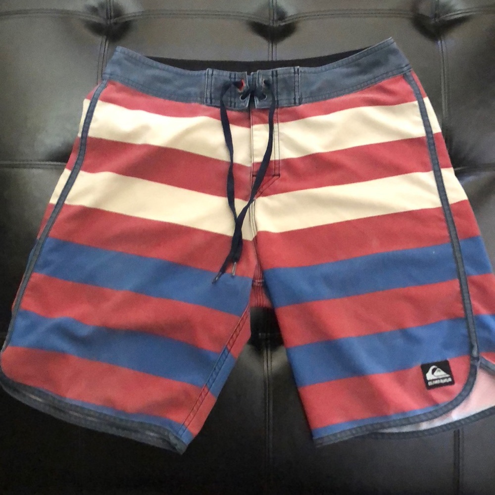 Quiksilver board shorts